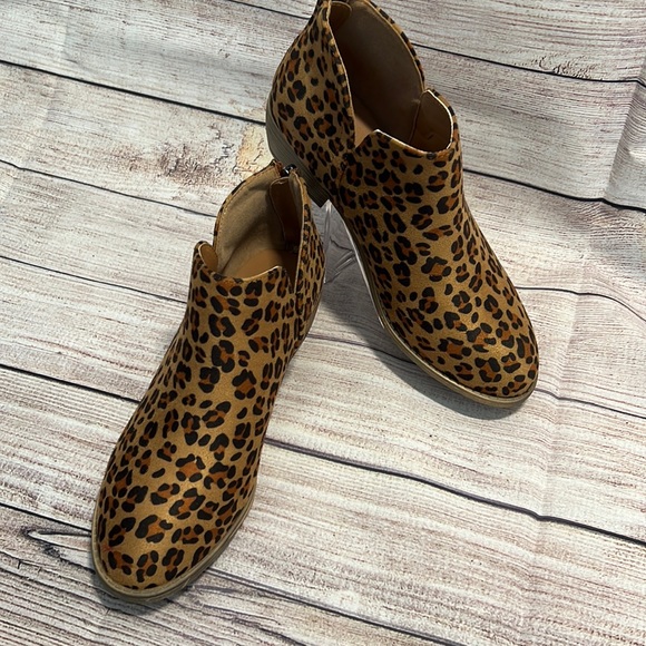 Journee Collection Shoes - NEW - Journee Collection Livvy Bootie - Leopard Print